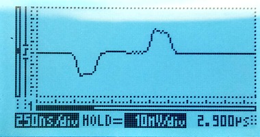 oscilloscope view of a clean E1 signal attenuated 20dB